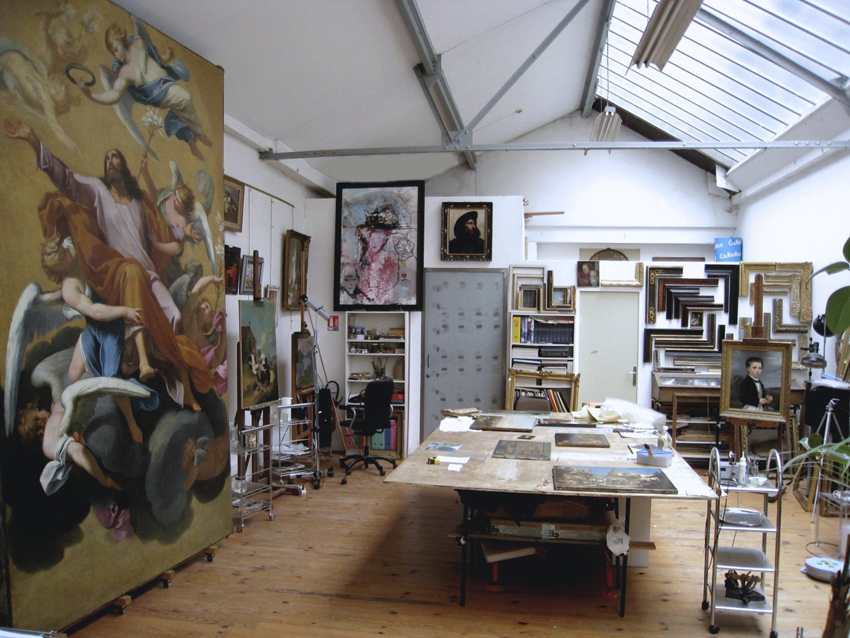 Atelier de restauration de tableaux à Lyon